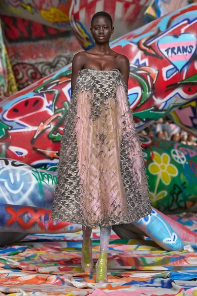 Look 66